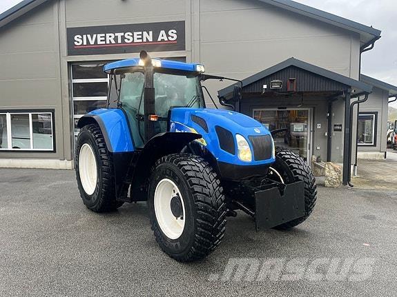 New Holland TVT190 Tractoare