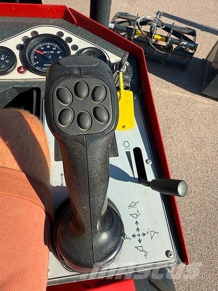 Norcar A7035 Mini incarcator
