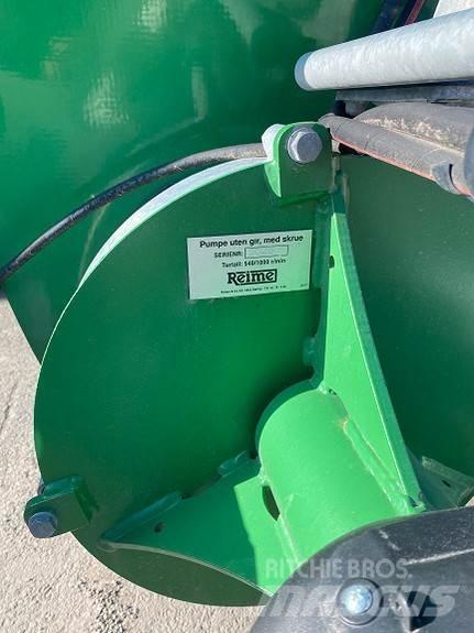  Reime 9000l Distribuitoare de ingrasamant