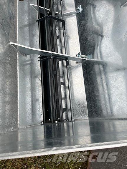 Sami SLH-2300 Alte masini pentru drum si zapada