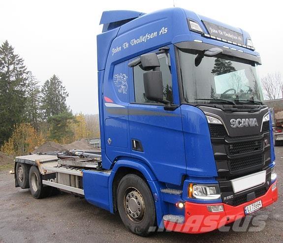Scania R520 6x2*4 Camioane Demontabile