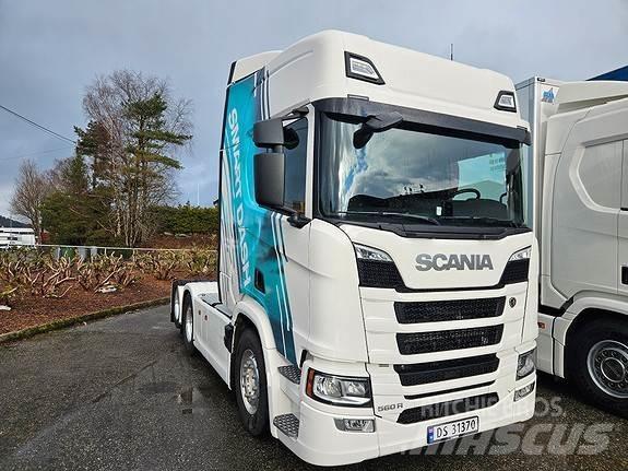 Scania R560 A6x2NB Autotractoare