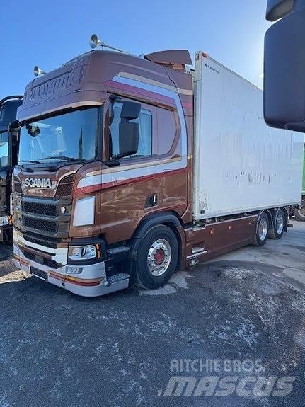 Scania R650B6X2NB Autocamioane