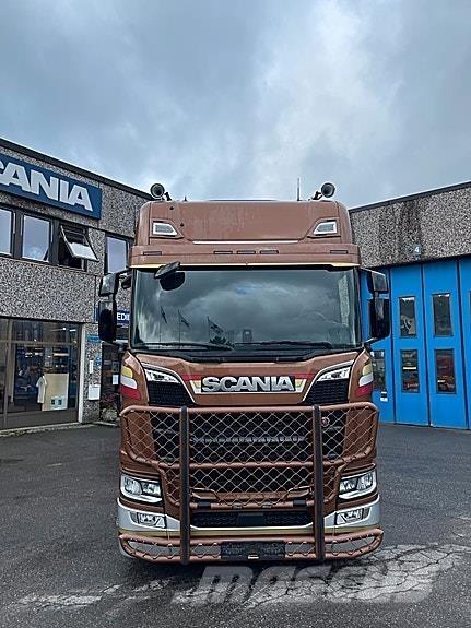 Scania R660A6X4NB Autotractoare