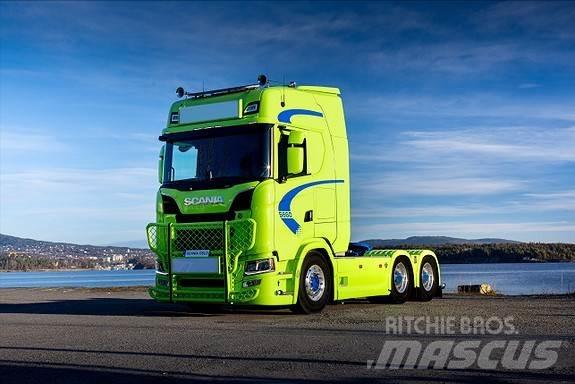 Scania S660A6x4NB Autotractoare