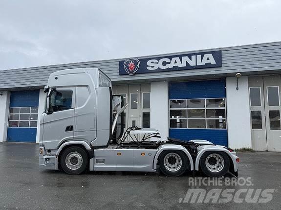 Scania S770 A6x4NB Autotractoare