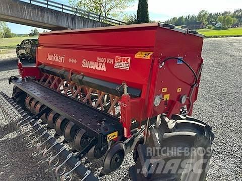 Simulta 2500LB Împrastierea mineralelor