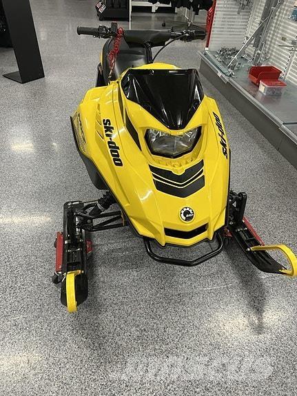 Ski-doo MXZ 120 Snowmobile