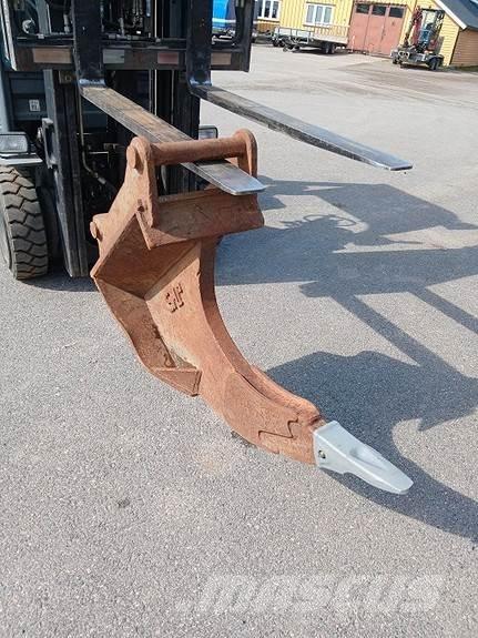 SMP S 50 ripper Alte componente