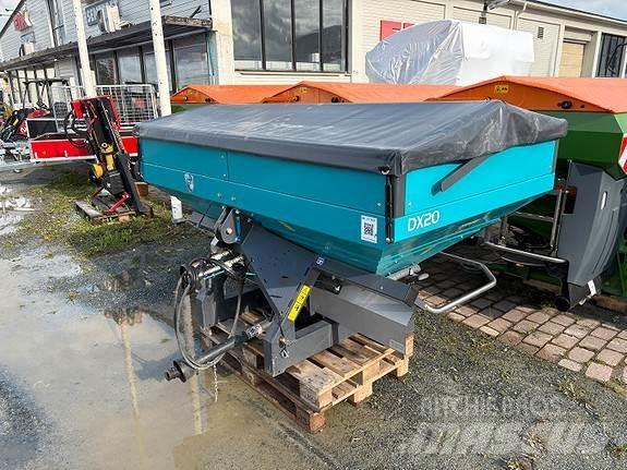 Sulky DX20 Împrastierea mineralelor