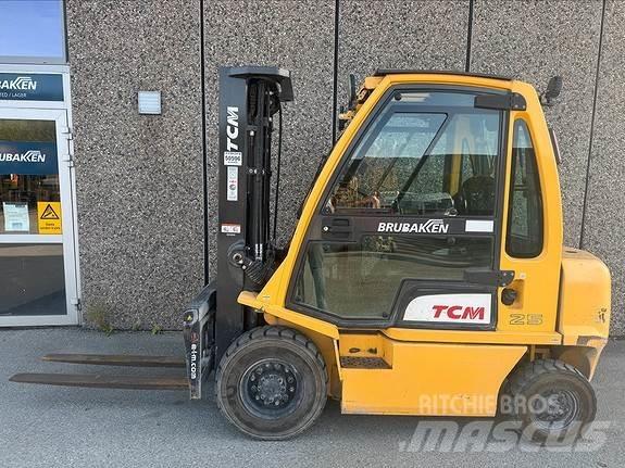 TCM FD25 Stivuitor diesel
