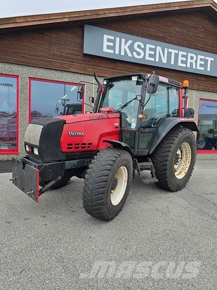 Valtra 6400 Tractoare