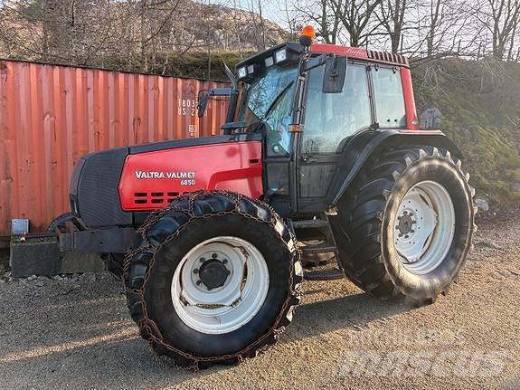 Valtra 6850 Tractoare