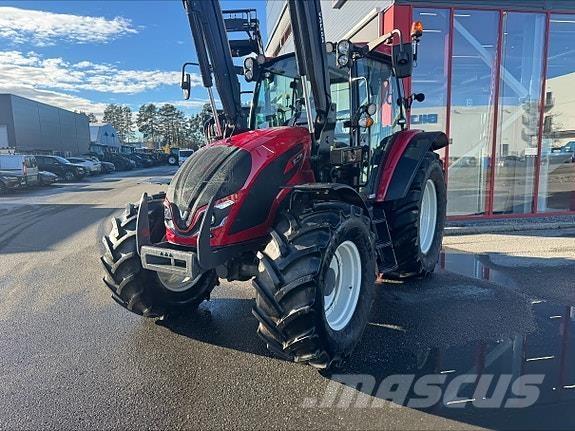 Valtra A115 H4 Tractoare