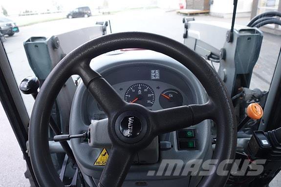 Valtra A85 Tractoare