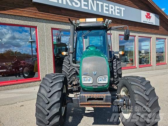 Valtra A92 Tractoare
