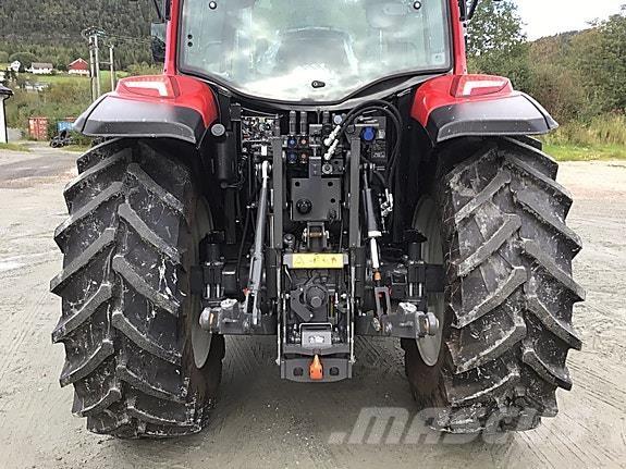 Valtra A95 Tractoare