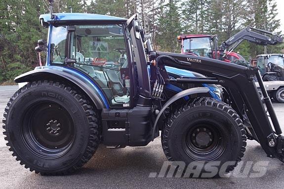 Valtra G125 Aktive Tractoare