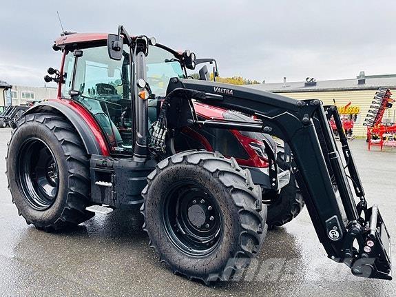 Valtra G135 Active Tractoare