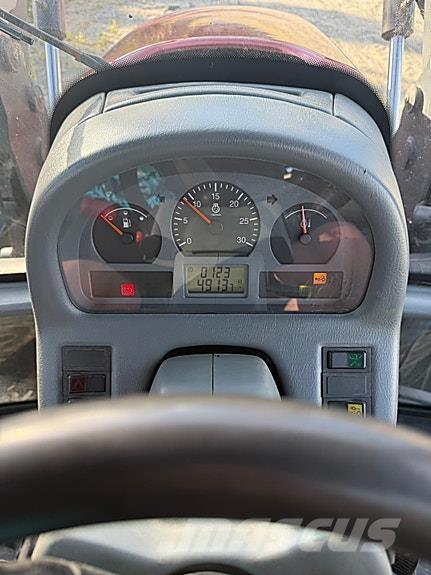 Valtra M150 Tractoare