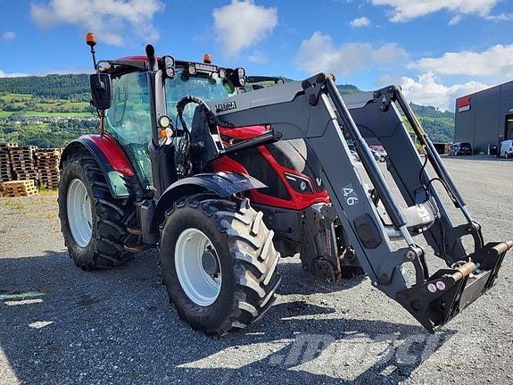 Valtra N 104 H5 Tractoare