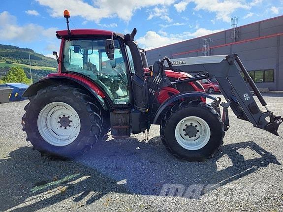 Valtra N 104 H5 Tractoare