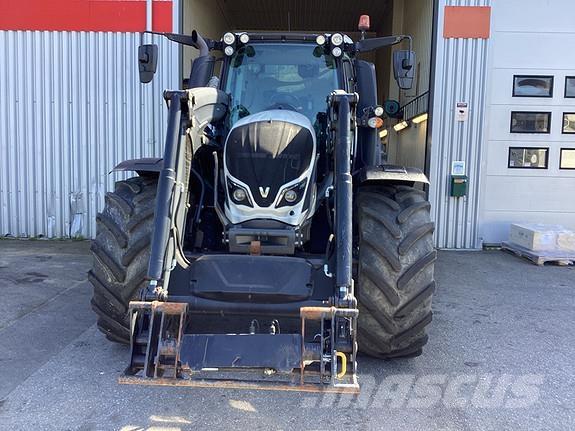 Valtra N 114E Tractoare
