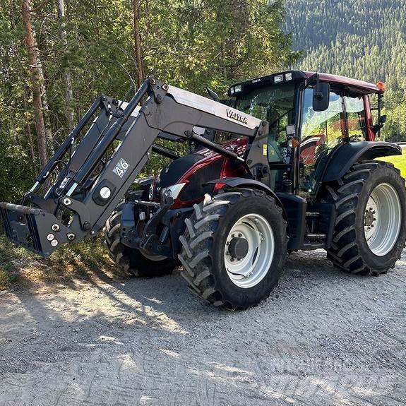 Valtra N103 Tractoare