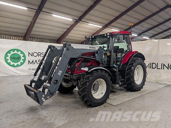Valtra N104 Hitech Tractoare