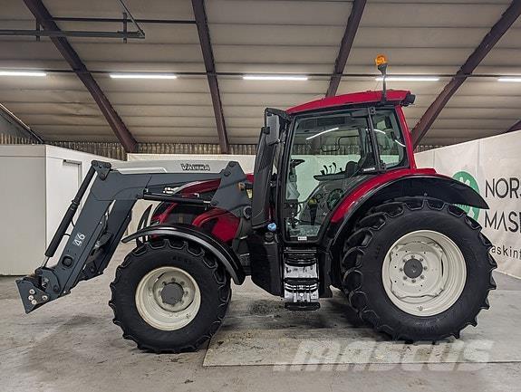 Valtra N104 Hitech Tractoare