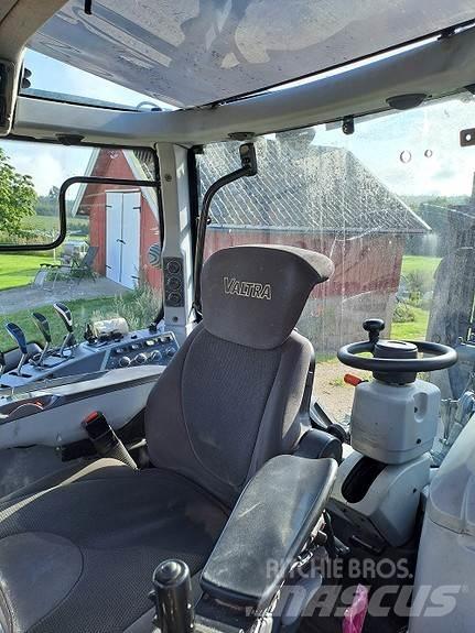 Valtra N154eA Tractoare