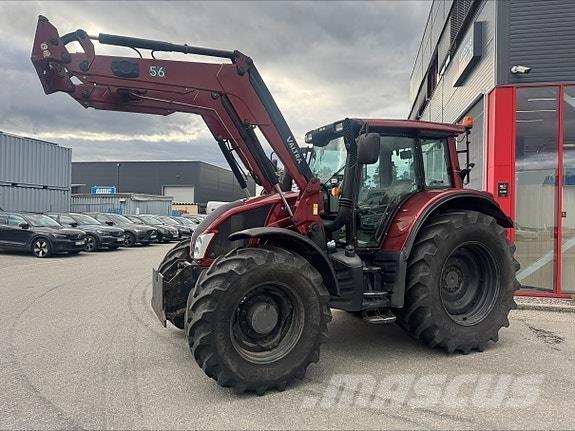 Valtra N163D Tractoare