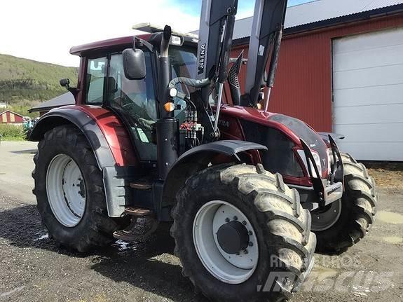 Valtra N163Direct Tractoare
