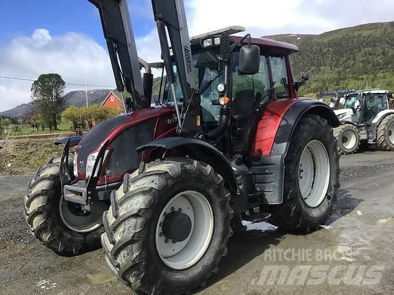 Valtra N163Direct Tractoare