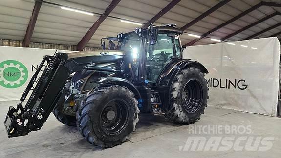 Valtra N174 Tractoare