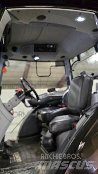 Valtra N174 Tractoare