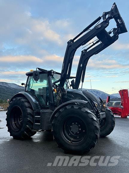 Valtra N174 Direct Tractoare