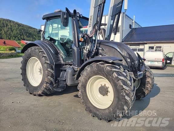 Valtra N174D Tractoare