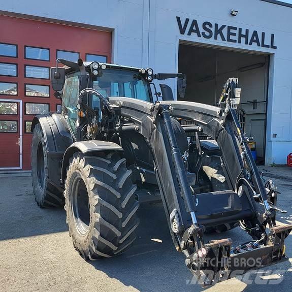 Valtra N174D Tractoare