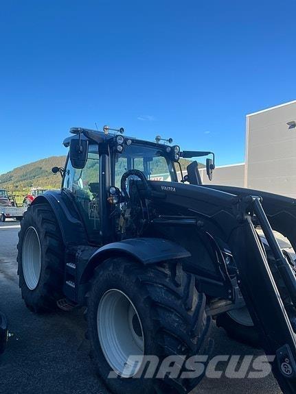 Valtra N174D Tractoare