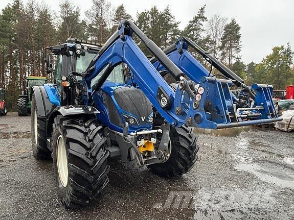 Valtra N174D Tractoare