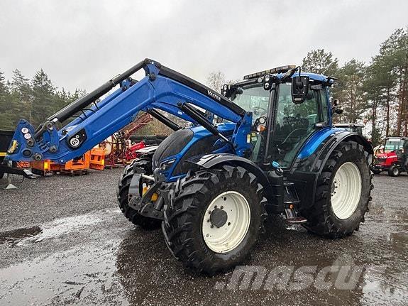 Valtra N174D Tractoare