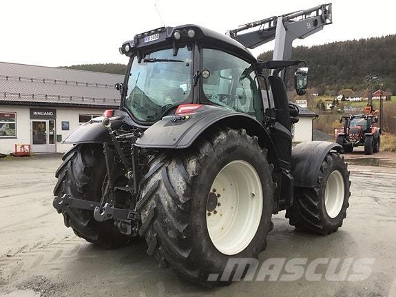 Valtra N174D Tractoare