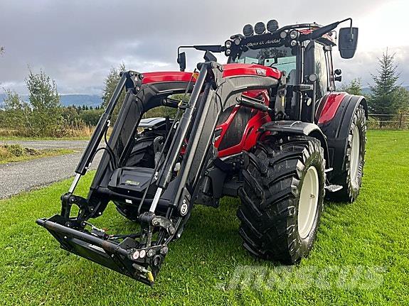 Valtra N175 Tractoare