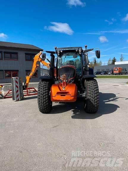 Valtra N175D Tractoare