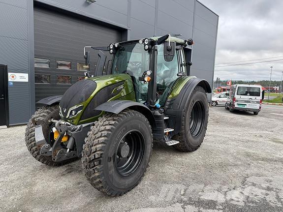 Valtra N175D Tractoare