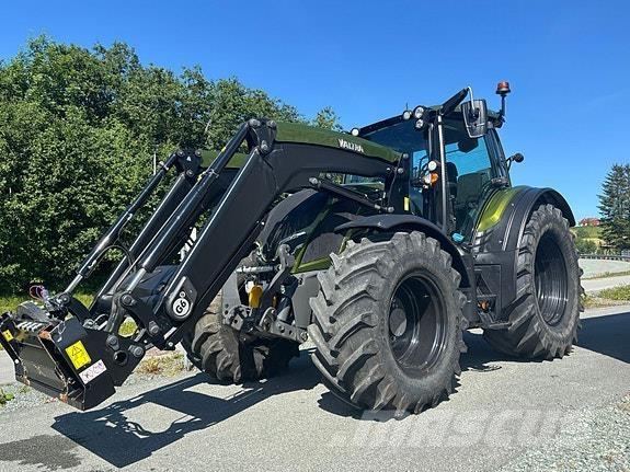 Valtra N175D Tractoare