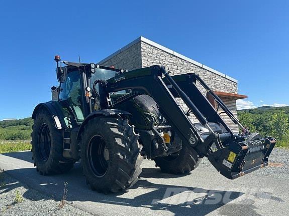 Valtra N175D Tractoare