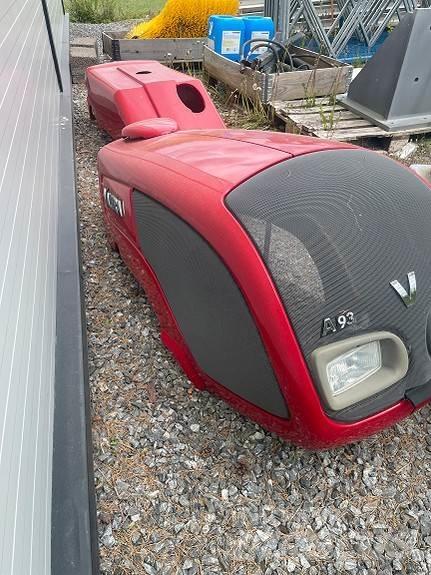 Valtra Panser Tractoare