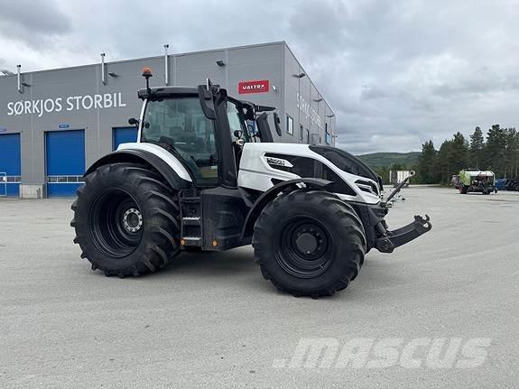 Valtra Q305 Tractoare